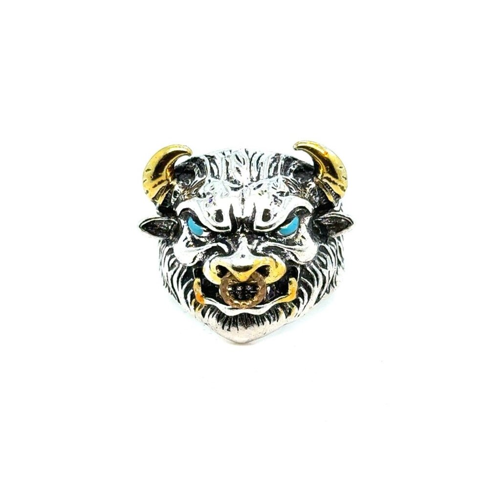 Ugly Blue Eyes with Nose Ring Animal Ring